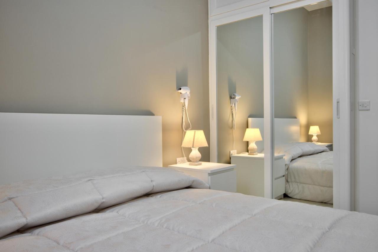 Azure Haven - Gzira Apartments And Penthouse By Shortletsmalta Dış mekan fotoğraf