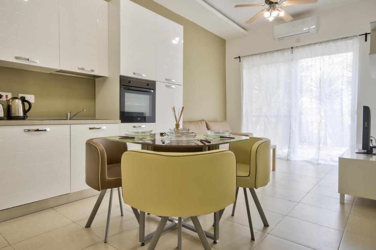 Azure Haven - Gzira Apartments And Penthouse By Shortletsmalta Dış mekan fotoğraf